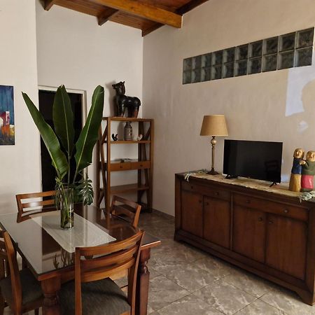 Bonpland Departamentos Apartment Пуерто Игуасу Екстериор снимка
